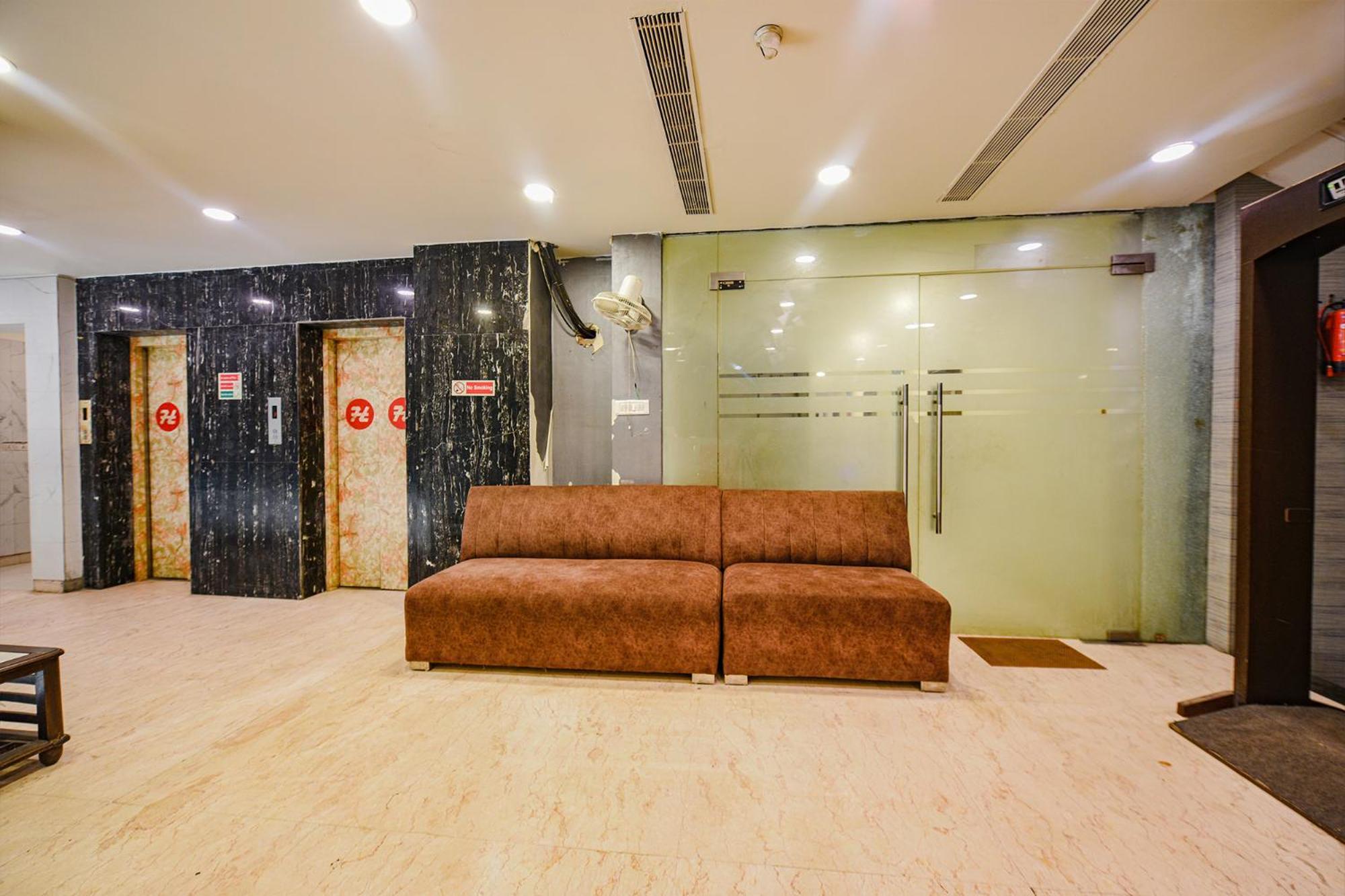 Fabexpress Seven Heaven Hotel New Delhi Exterior photo